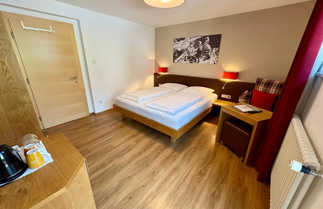 Garni Apparthotel St Valentin-1